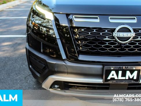 Used 2025 Nissan Pathfinder Rock Creek AWD/4WD image 11
