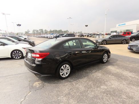 Used 2019 Subaru Impreza 2.0i w/ Eyesight image 11