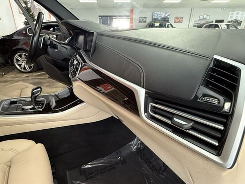 Used 2021 BMW X5 sDrive40i w/ Premium Package RWD image 26