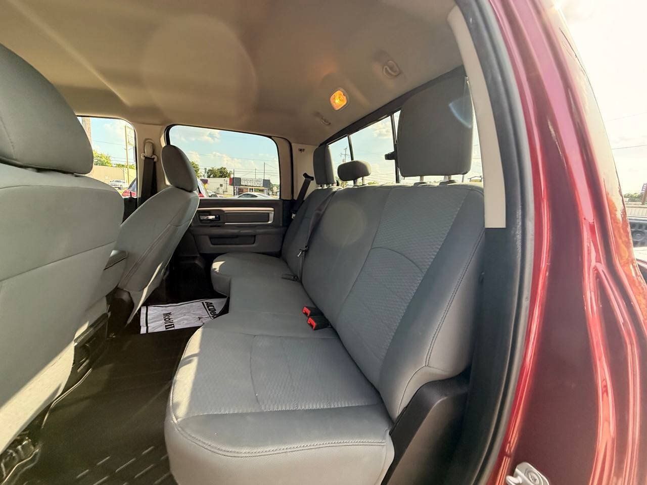 Used 2019 RAM 1500 Classic SLT RWD image 13