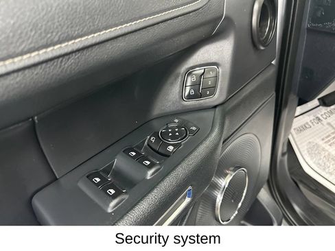 Used 2022 Ford Expedition XLT AWD/4WD image 40