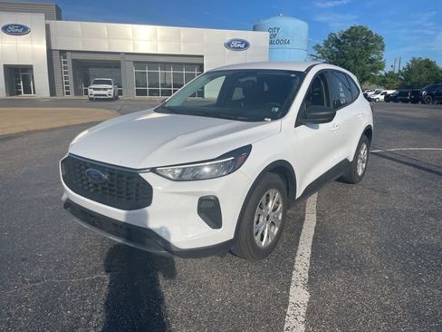 Used 2025 Ford Escape Active image 10