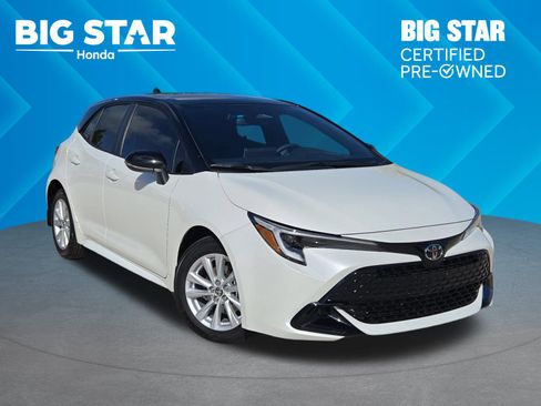 Used 2026 Toyota Corolla SE FWD image 1