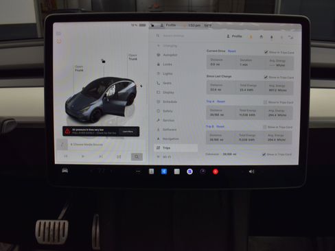 Used 2022 Tesla Model Y Performance image 14