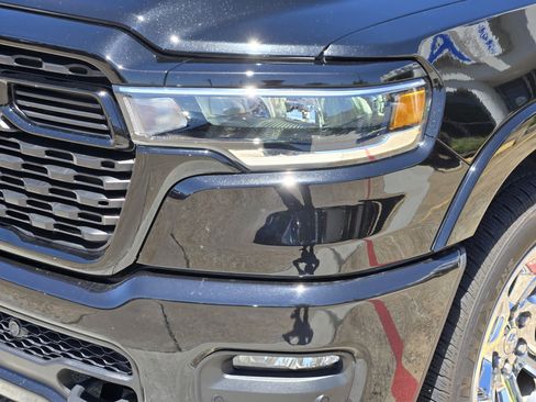 Used 2025 RAM 1500 Lone Star AWD/4WD image 6