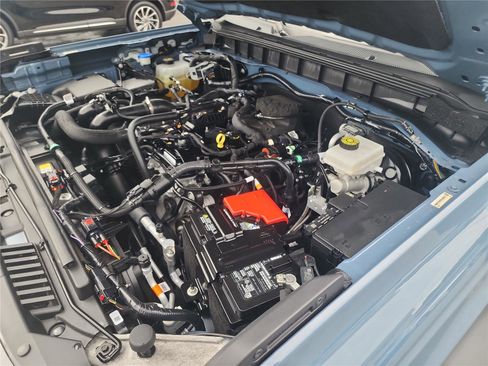 Used 2024 Ford Bronco Big Bend image 15