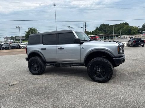 Used 2024 Ford Bronco Black Diamond AWD/4WD image 12