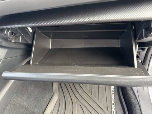 Used 2025 Subaru Crosstrek 2.0i Premium w/ Crosstrek Mirror Package image 13