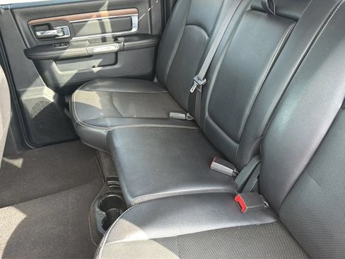 Used 2017 RAM 1500 Laramie AWD/4WD image 38
