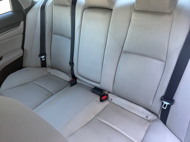 Used 2018 Honda Accord LX image 11