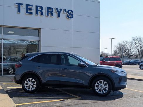 Used 2023 Ford Escape Active w/ Tech Pack #2 image 1