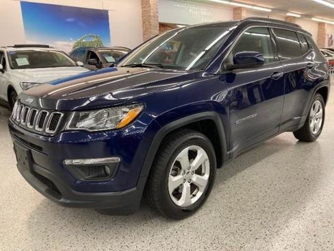 Used 2018 Jeep Compass Latitude w/ Popular Equipment Group image 1
