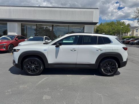 Used 2025 MAZDA CX-50 AWD 2.5 Hybrid w/ Premium Pkg image 17