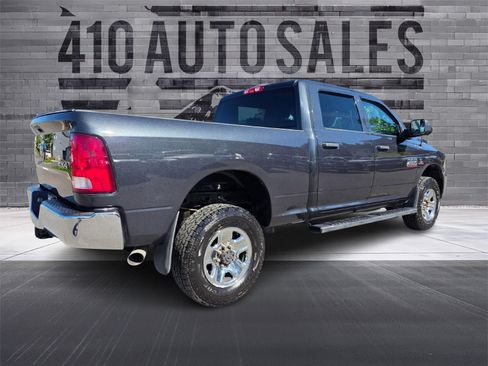 Used 2015 RAM 2500 Tradesman w/ Chrome Appearance Group AWD/4WD image 3