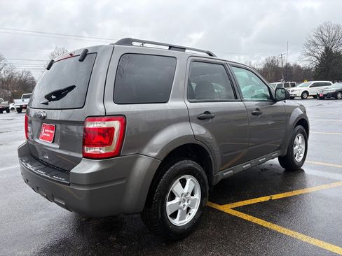 Used 2011 Ford Escape XLT w/ 201A Rapid Spec Order Code image 6
