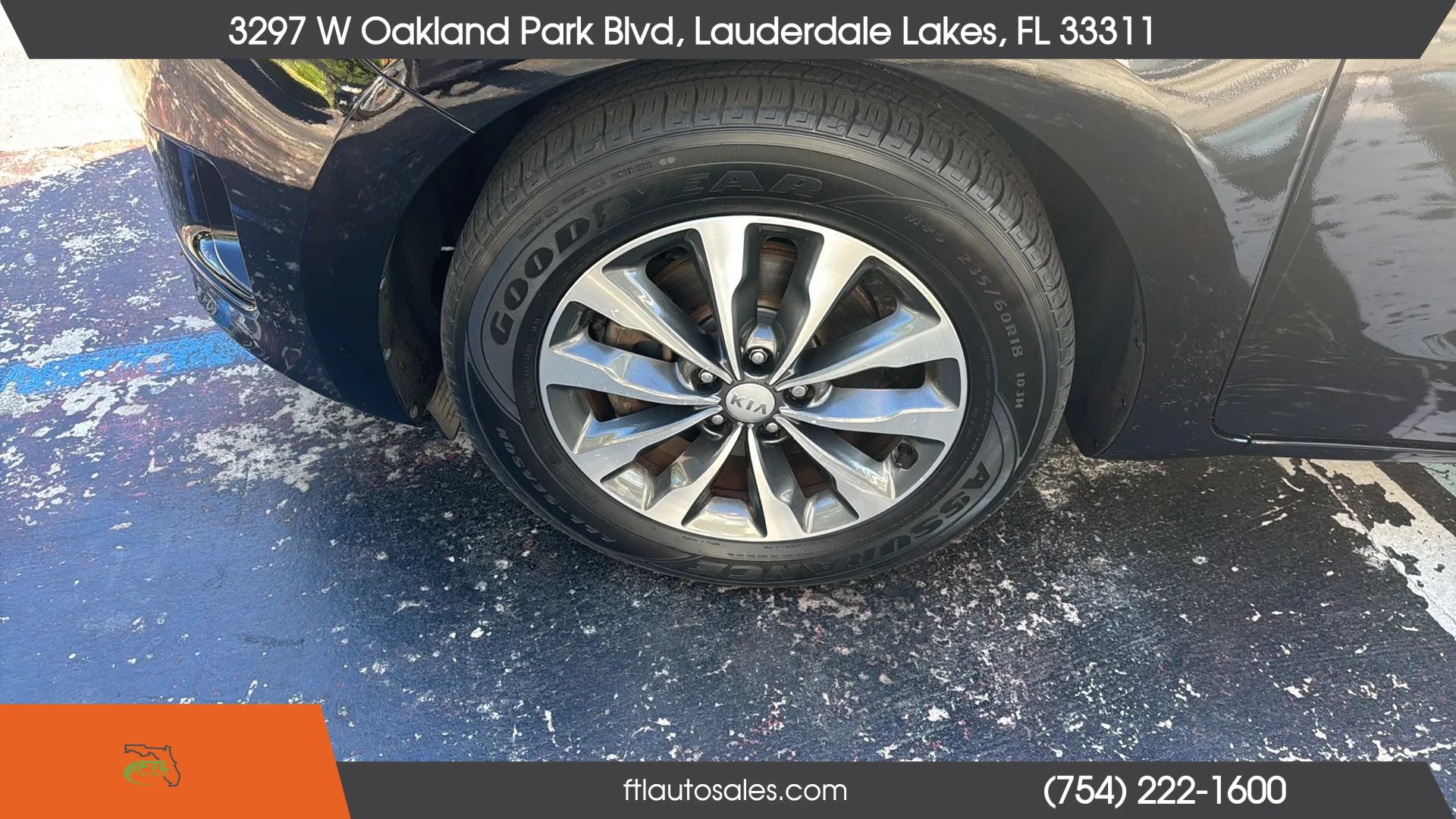 Used 2016 Kia Sedona SX FWD image 14