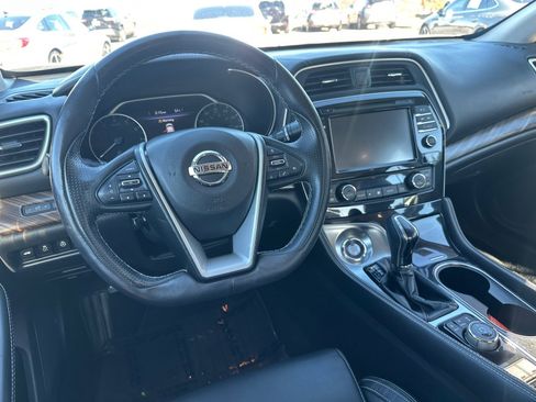 Used 2017 Nissan Maxima Platinum image 22