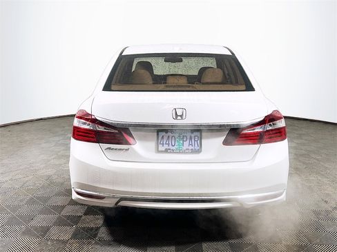 Used 2016 Honda Accord EX-L image 7