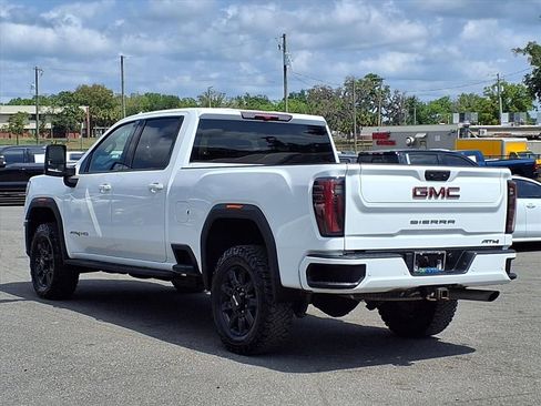 Used 2024 GMC Sierra 3500 AT4 AWD/4WD image 5