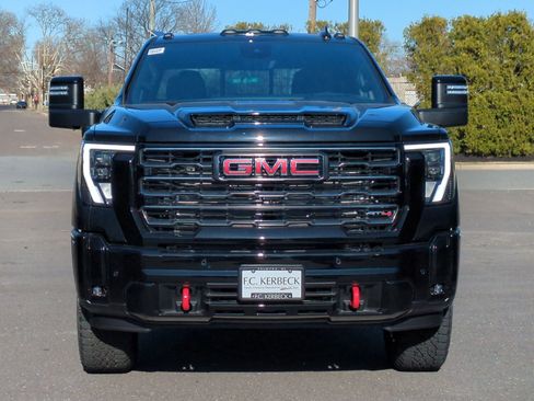 New 2026 GMC Sierra 2500 AT4 w/ Technology Package image 3
