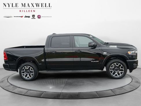 New 2026 RAM 1500 Laramie AWD/4WD image 17
