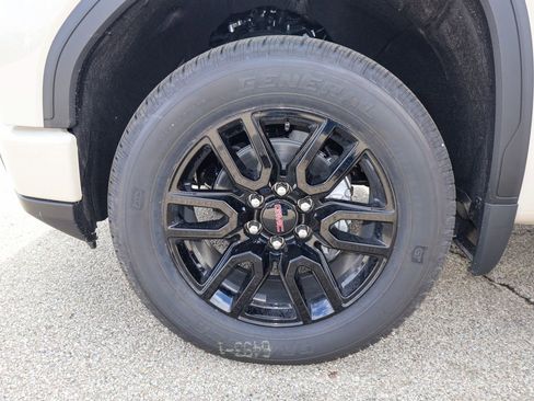 New 2026 GMC Sierra 1500 Pro w/ Graphite Edition image 28