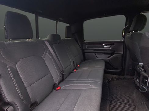 Used 2022 RAM 1500 Big Horn AWD/4WD image 25