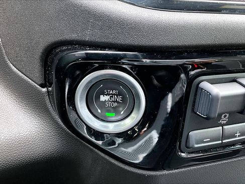 Used 2024 Chevrolet Silverado 1500 ZR2 w/ ZR2 Bison Edition AWD/4WD image 33