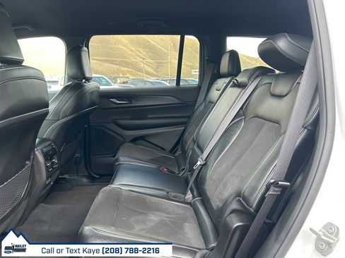 Used 2024 Jeep Grand Cherokee L Laredo image 14