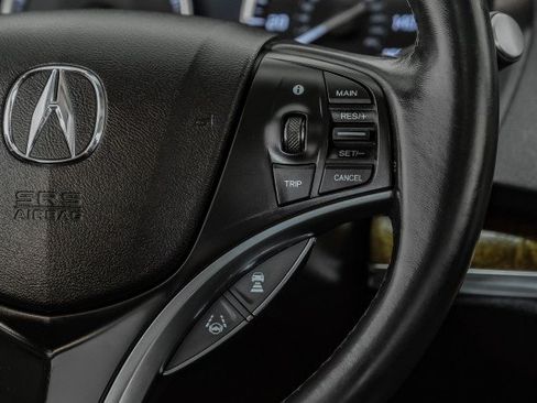Used 2018 Acura MDX FWD image 16