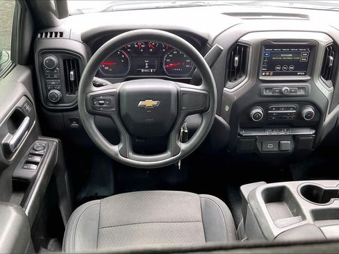 Used 2019 Chevrolet Silverado 1500 W/T w/ WT Convenience Package AWD/4WD image 5