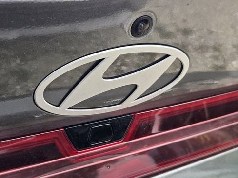 Used 2024 Hyundai Elantra SEL FWD image 8