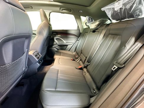 New 2025 Audi Q5 Premium Plus image 21