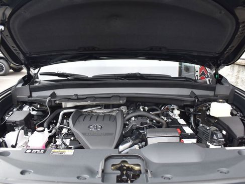 Certified 2026 Toyota Grand Highlander AWD image 27