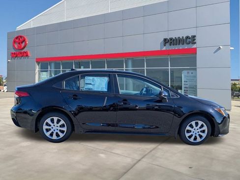 New 2026 Toyota Corolla LE image 3