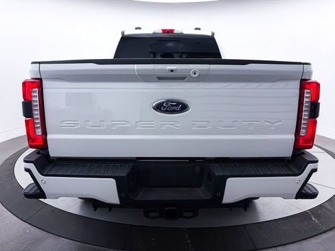 Used 2023 Ford F250 Lariat w/ Lariat Ultimate Package AWD/4WD image 29
