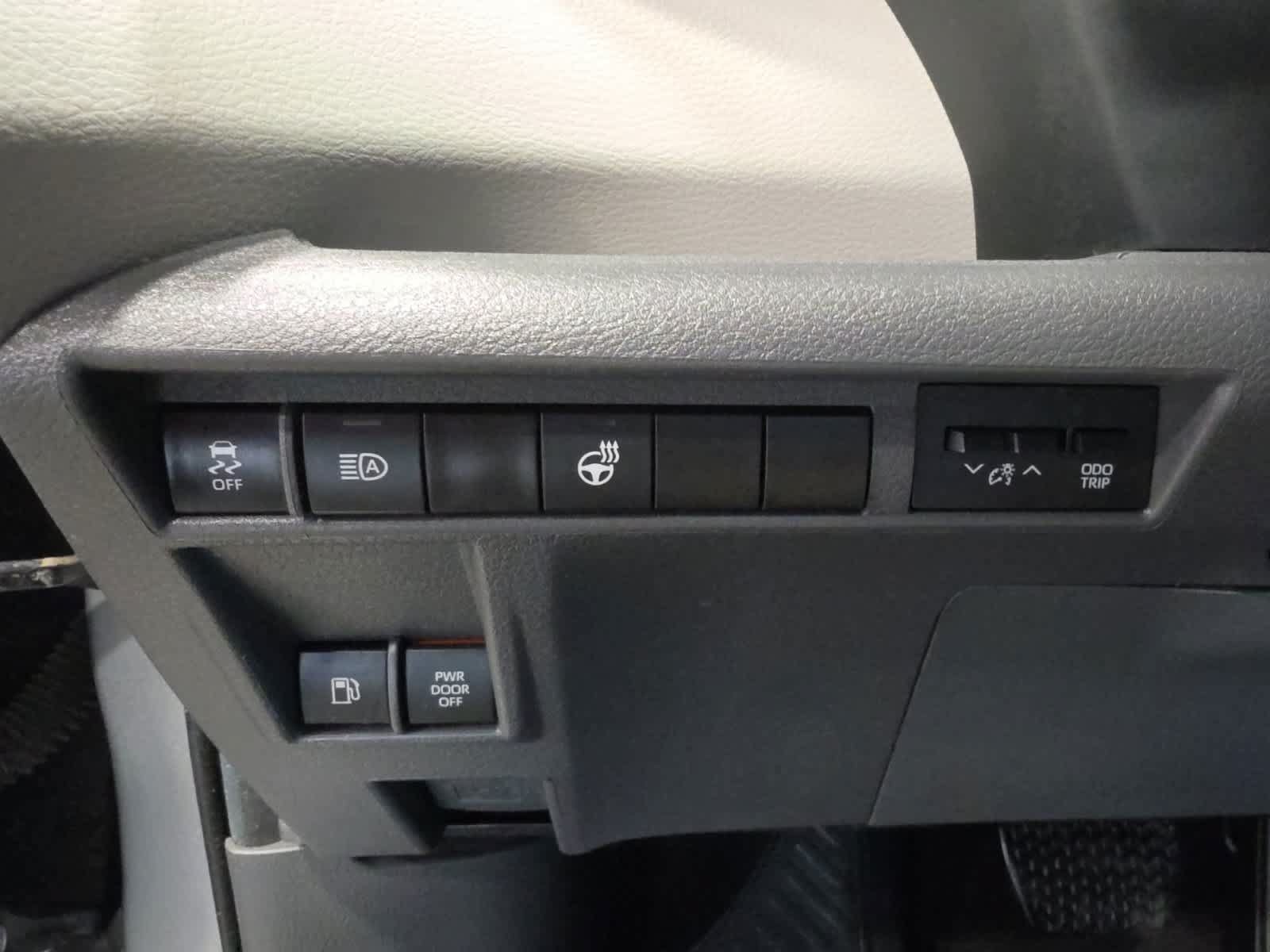 Used 2024 Toyota Sienna AWD image 18