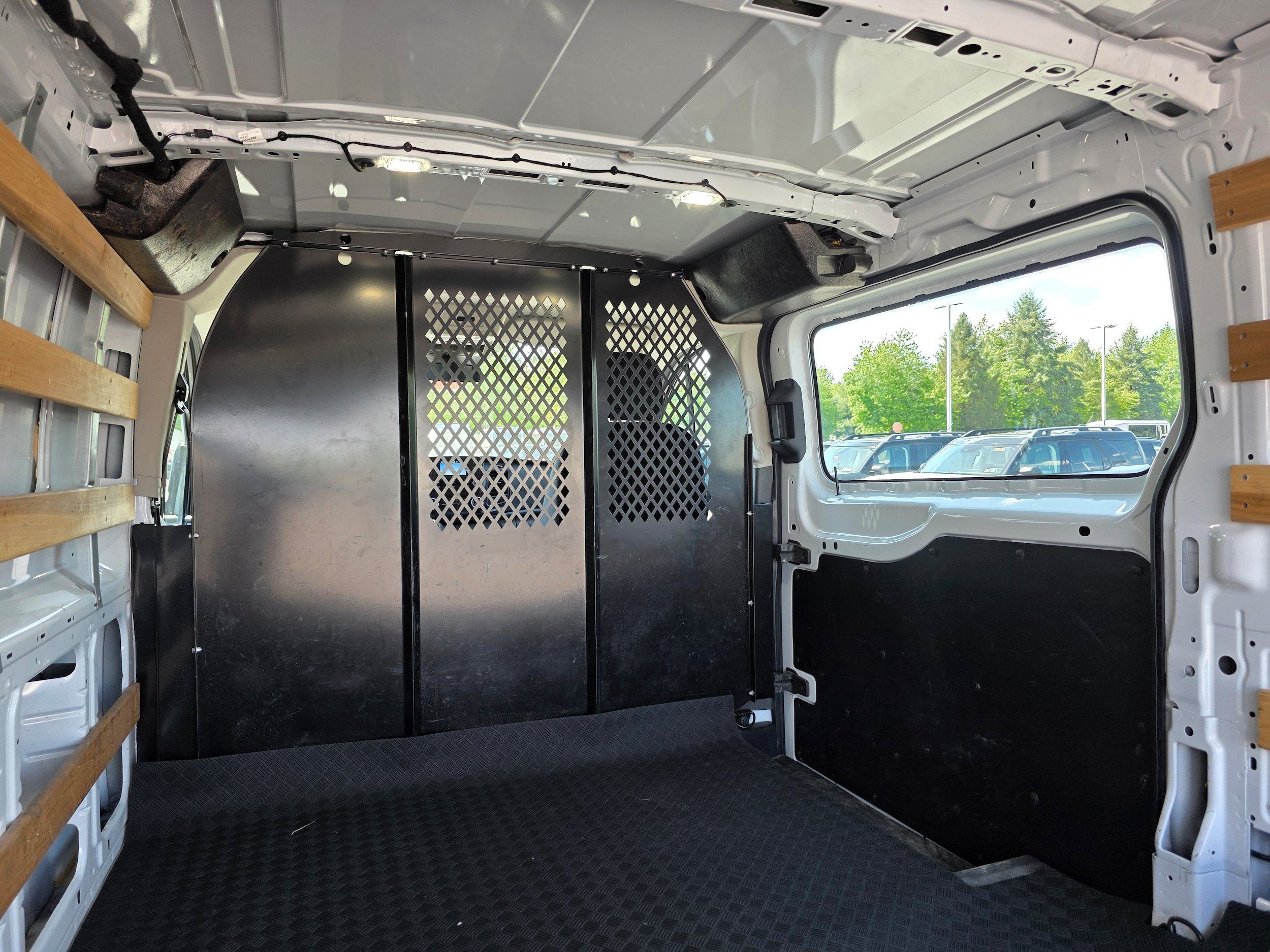 Certified 2024 Ford Transit 250 Low Roof w/ Exterior Upgrade Package RWD image 10