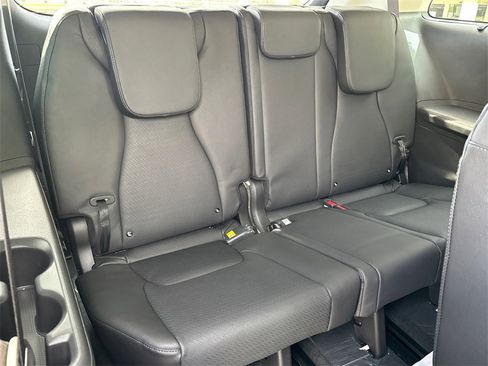 New 2026 Kia Carnival SX Prestige image 14