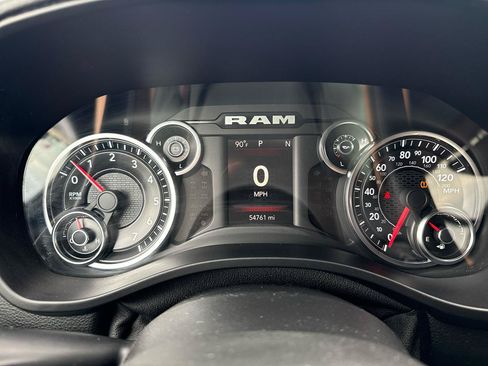 Used 2019 RAM 1500 Big Horn AWD/4WD image 38