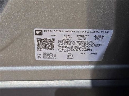 Used 2024 GMC Terrain SLT AWD/4WD image 24