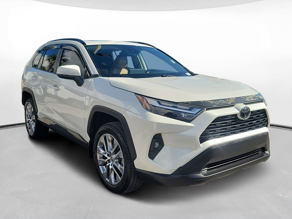 Certified 2022 Toyota RAV4 XLE Premium FWD image 3