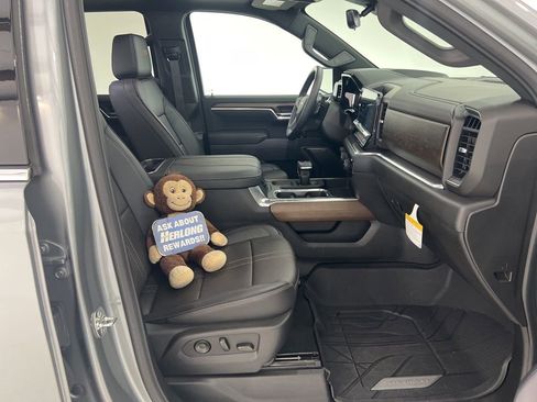 New 2025 Chevrolet Silverado 1500 High Country image 25