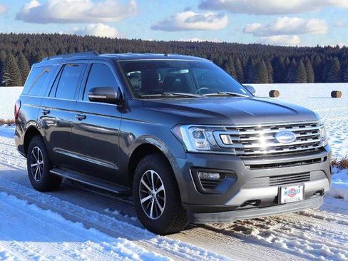 Certified 2019 Ford Expedition XLT w/ Equipment Group 201A image 8