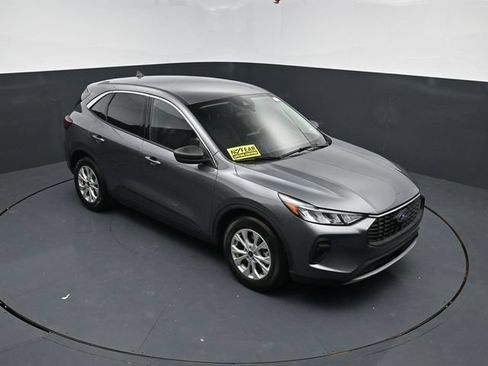 Used 2024 Ford Escape Active FWD image 32
