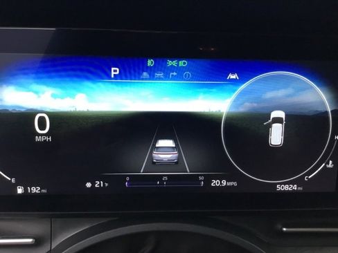 Used 2024 Kia Carnival SX image 31