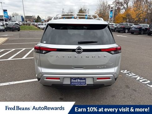 New 2025 Nissan Pathfinder SL w/ Lighting Package (N92) image 6