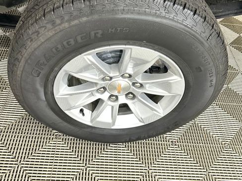 Used 2025 Chevrolet Silverado 1500 LT image 11