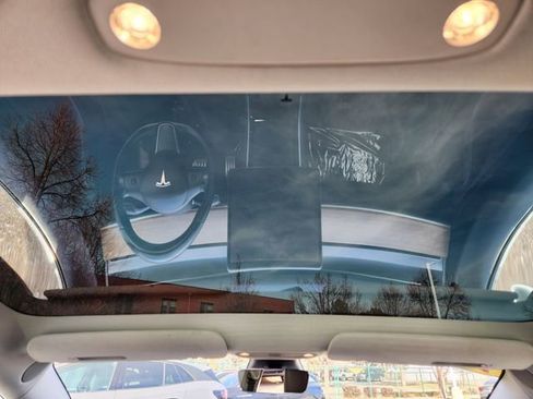 Used 2018 Tesla Model 3 Performance image 26