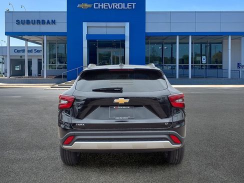 New 2026 Chevrolet Trax LT FWD image 5